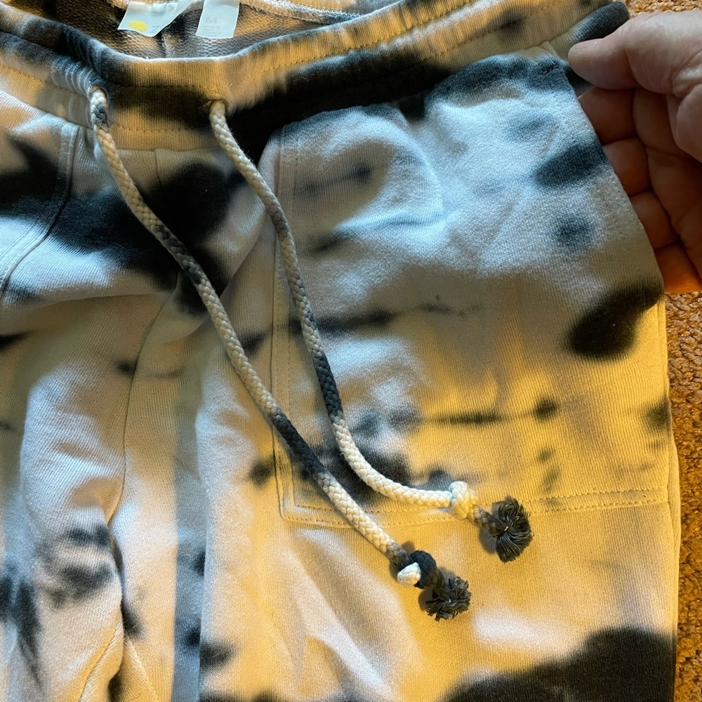 Zella Black & Cream Tie-Dye Jogger Pants - Picture 3 of 10